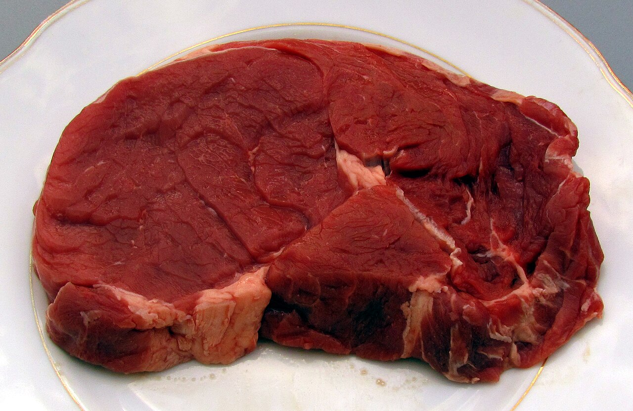 Viande de bœuf — bœuf 100 % français chez le boucher à Poilly-lez-Gien